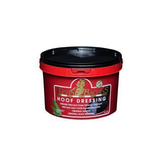 Horse hoof grease black Kevin Bacon's